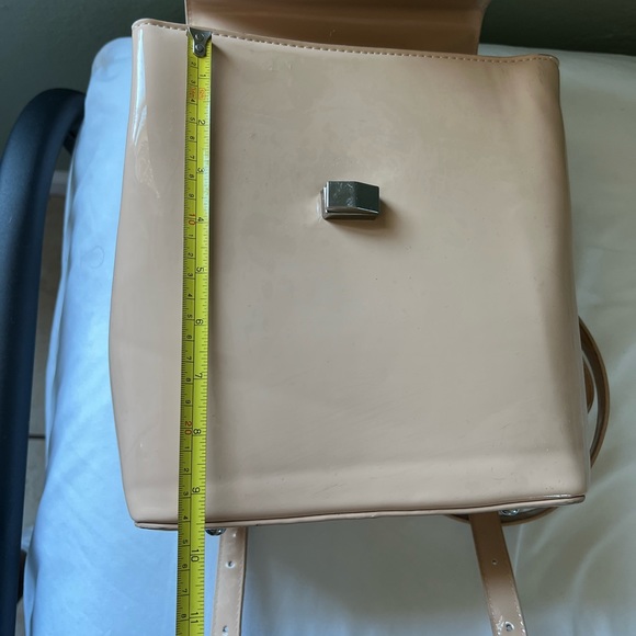 Backpack - Picture 5 of 7